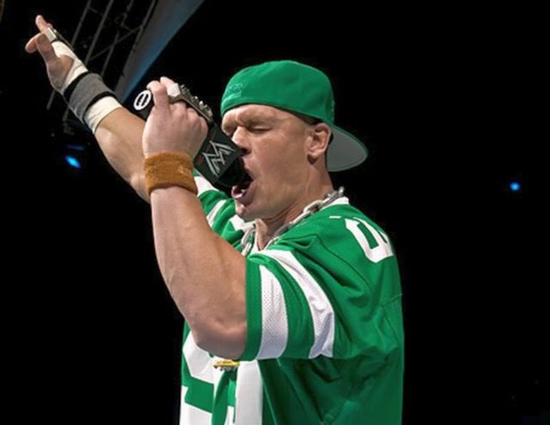 NFL and WWE Fans Unite as Rare Photo of John Cena in Legendary QB's Jersey  Goes Viral - EssentiallySports
